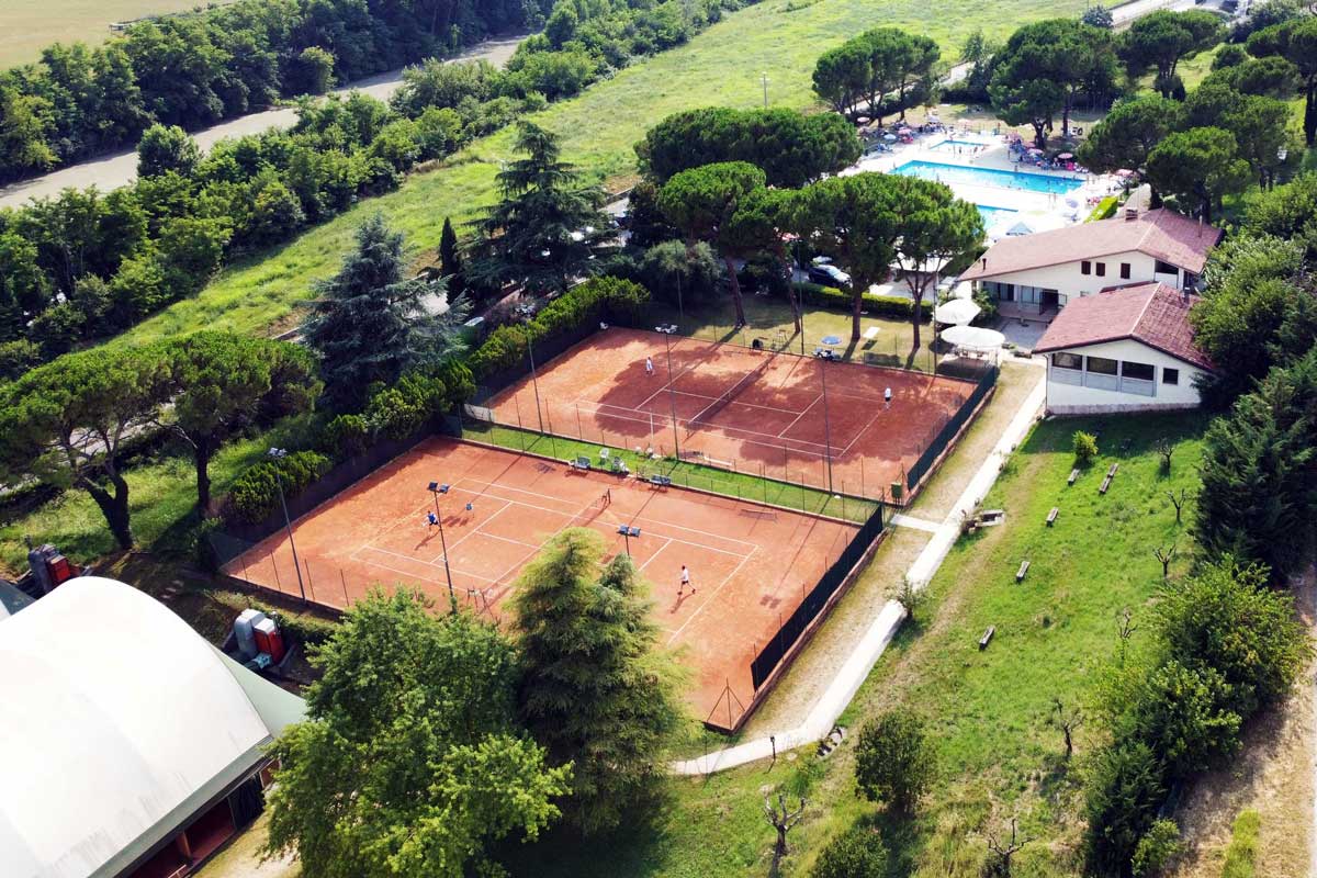 NUOVA GESTIONE | Centro Sportivo i Pini